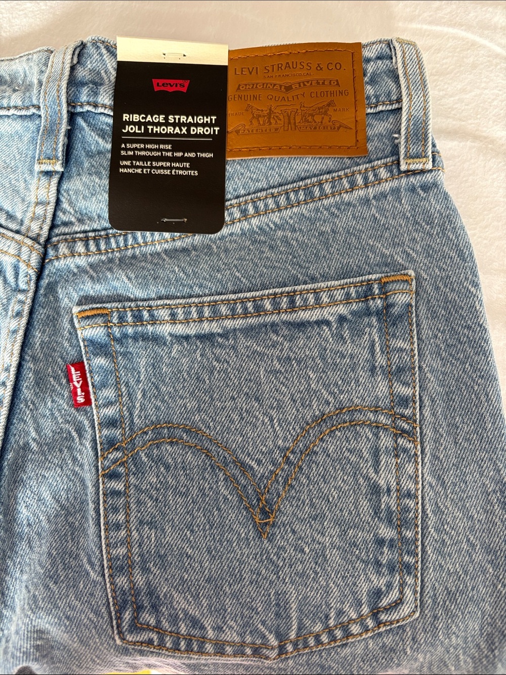 Levi's Women's Straight Leg Jeans in Light Blue Wash